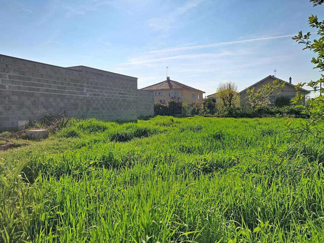 Terrain à bâtir - 452m² - photo 6
