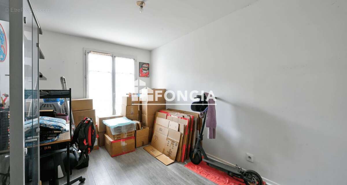 Appartement à VAUREAL