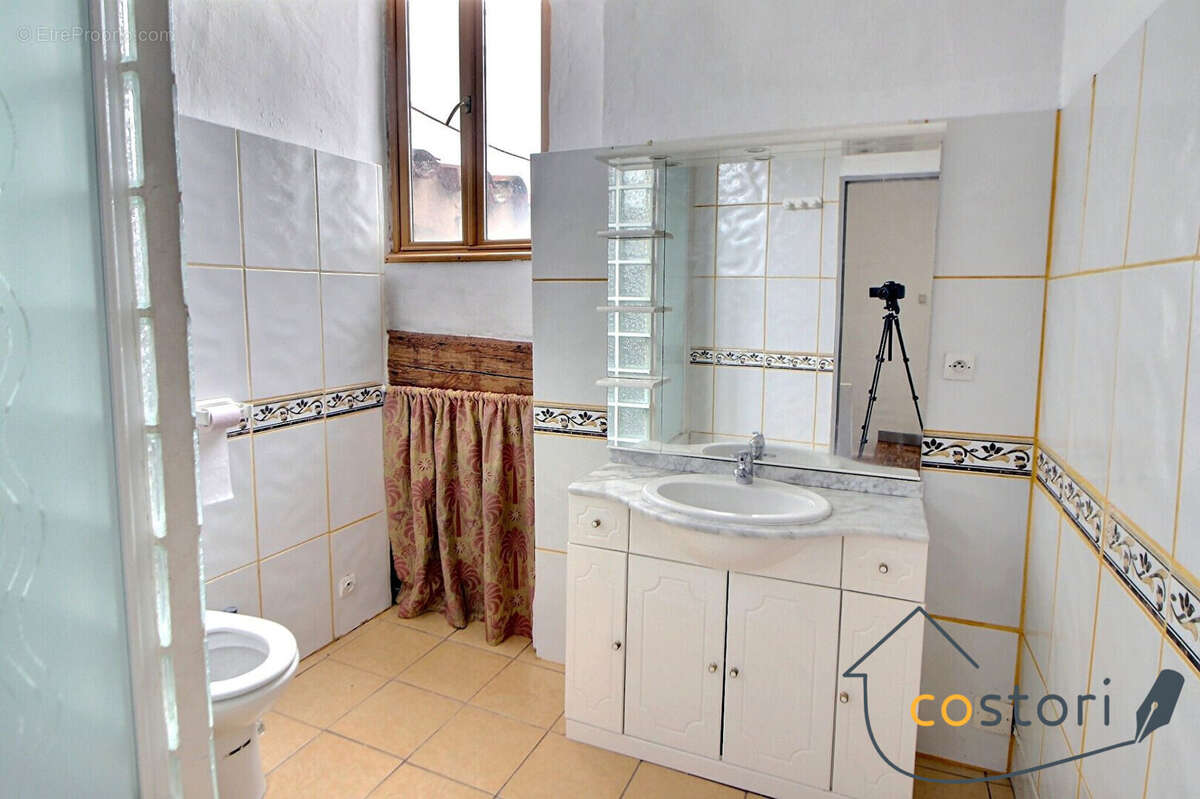 Maison à GONFARON