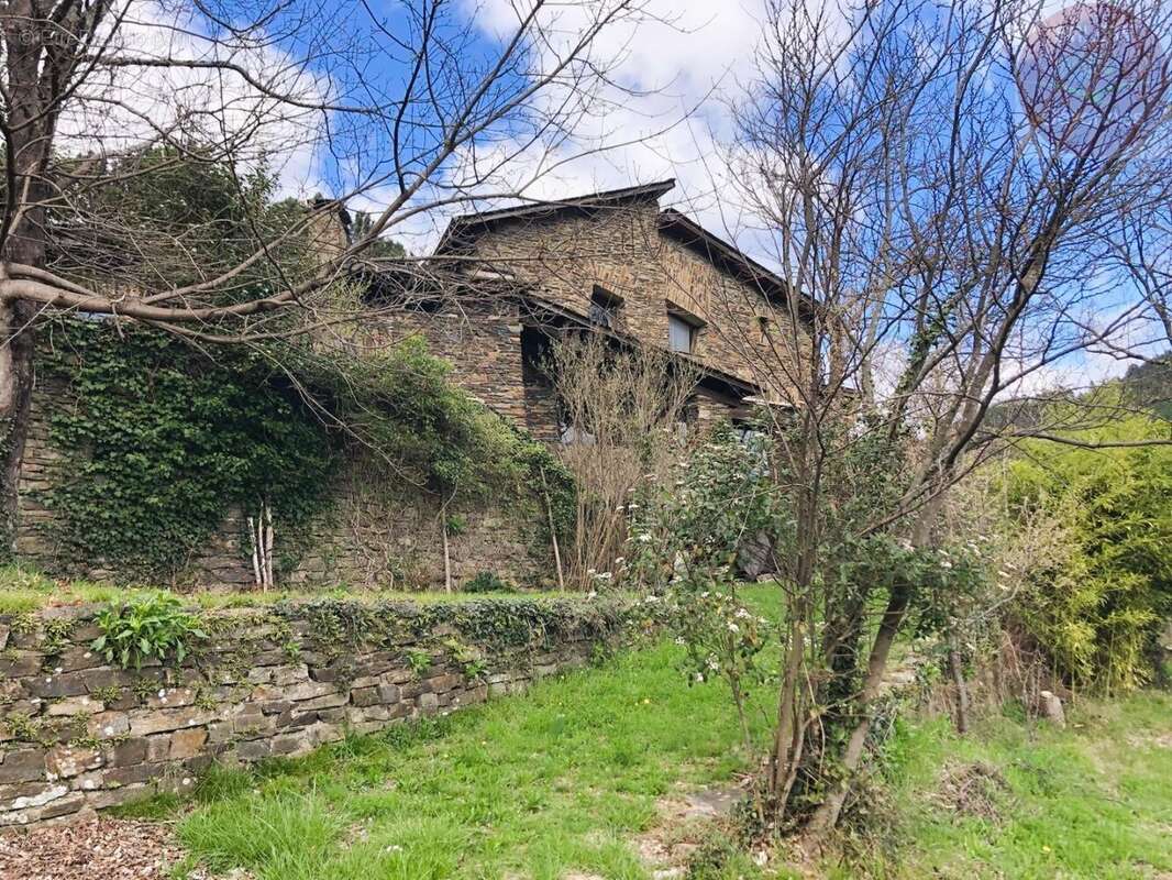 Maison à SAINTE-CROIX-VALLEE-FRANCAISE