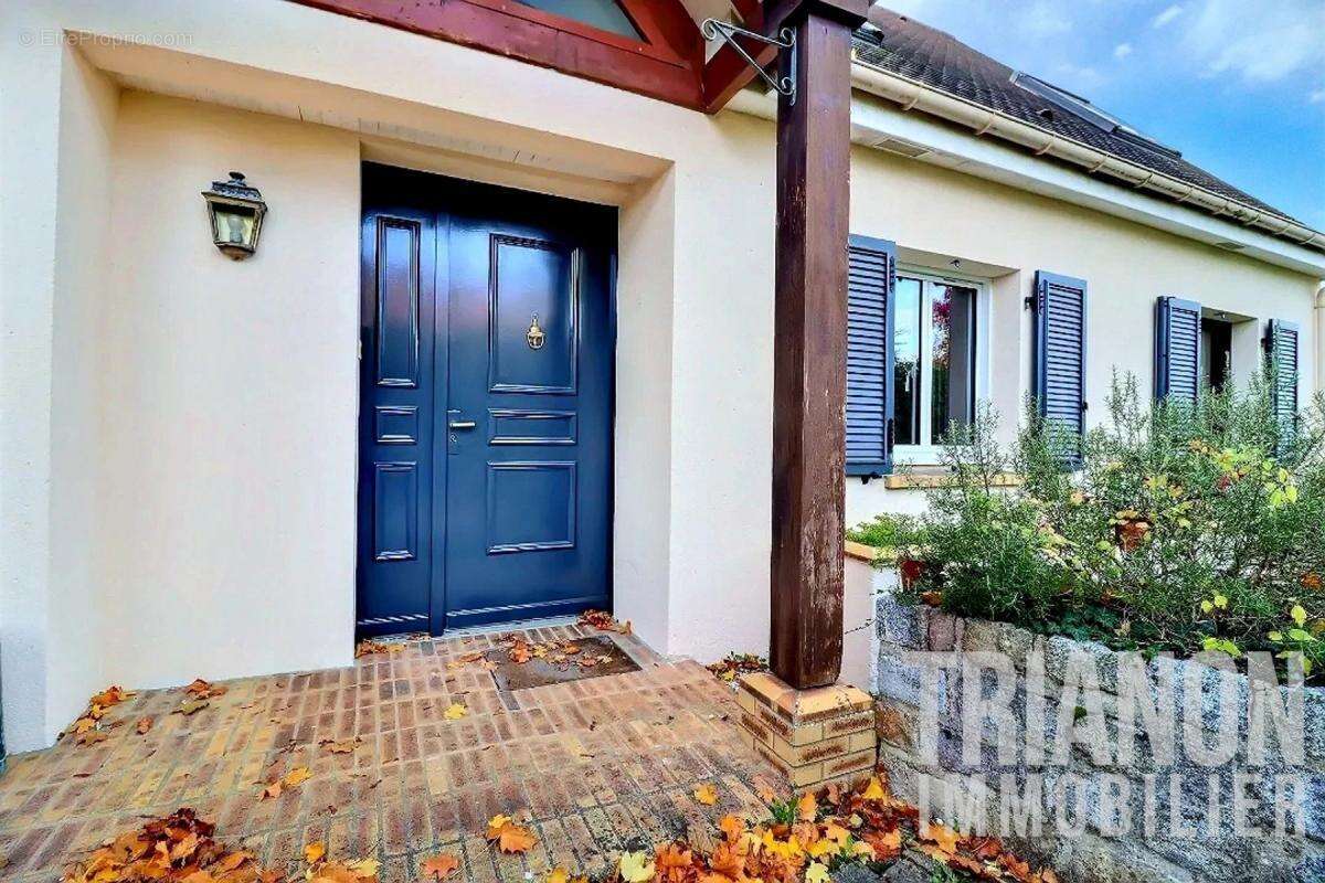 Maison à MORAINVILLIERS