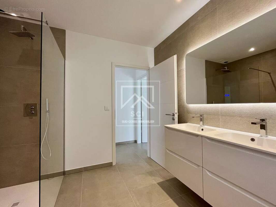 Maison à PORTO-VECCHIO