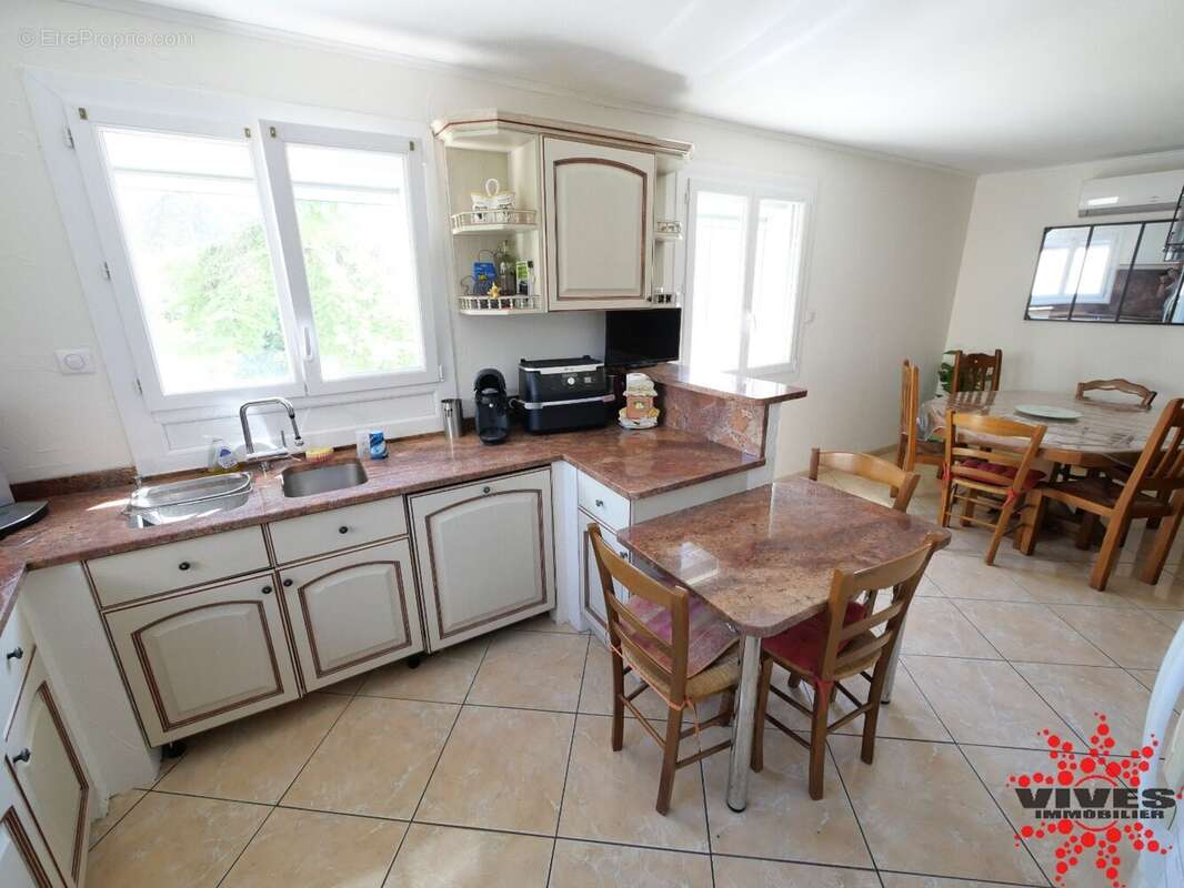 Maison T4 avec garage, cour et terrasse - photo 3