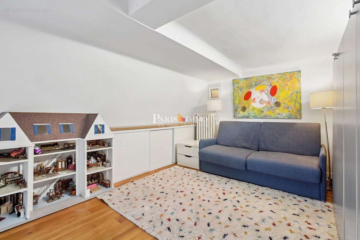 Appartement à PARIS-15E