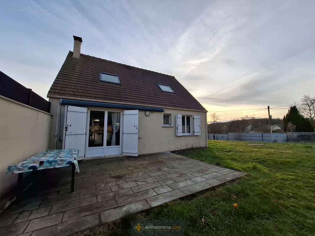 Maison à POMMEUSE