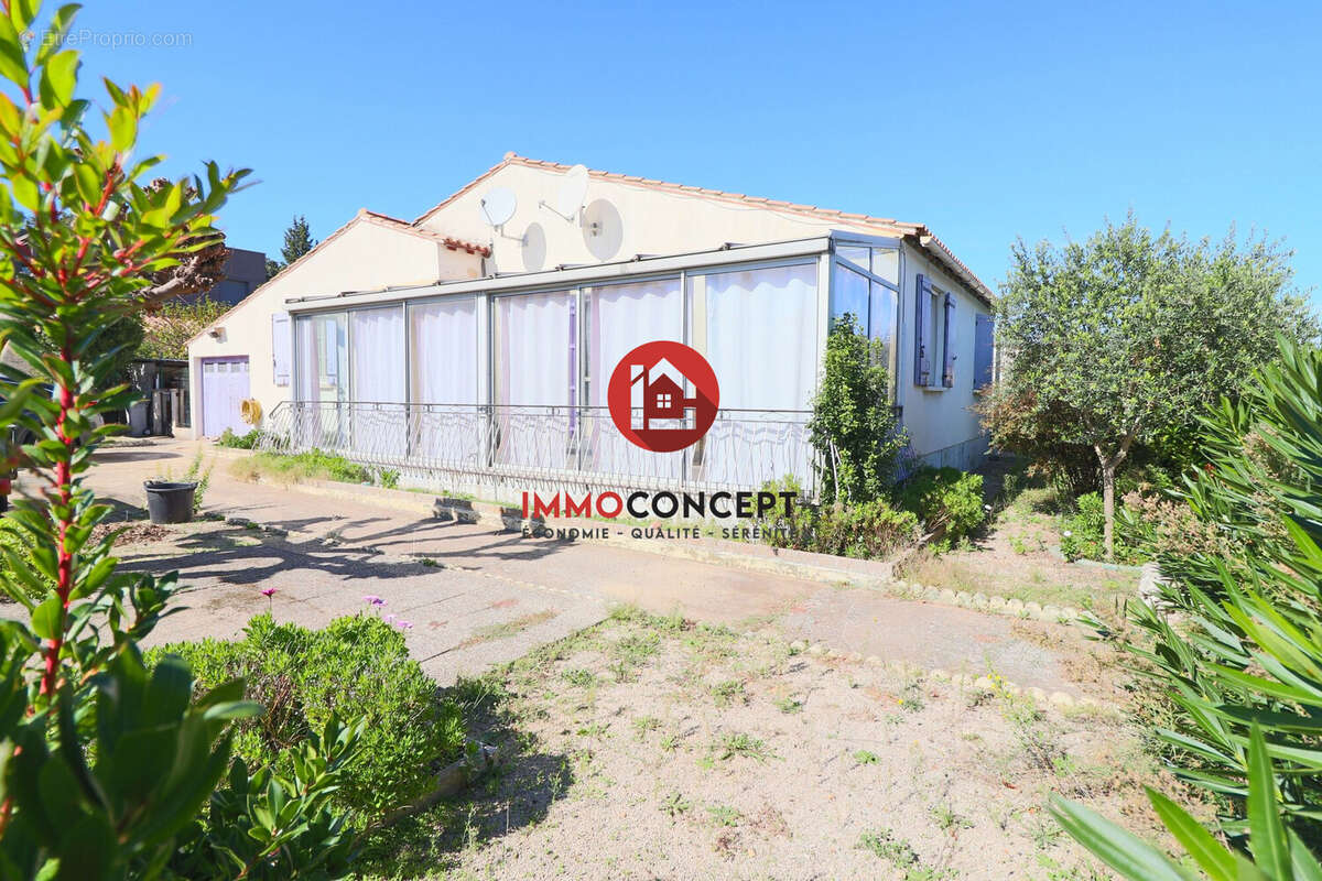 Maison à SAINT-LAURENT-DES-ARBRES