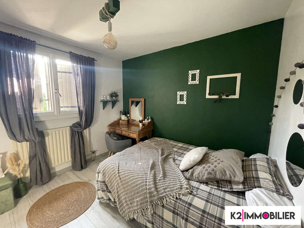 Maison à MONTELIMAR