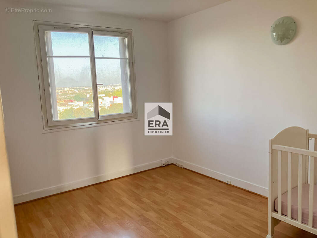 Appartement à IVRY-SUR-SEINE