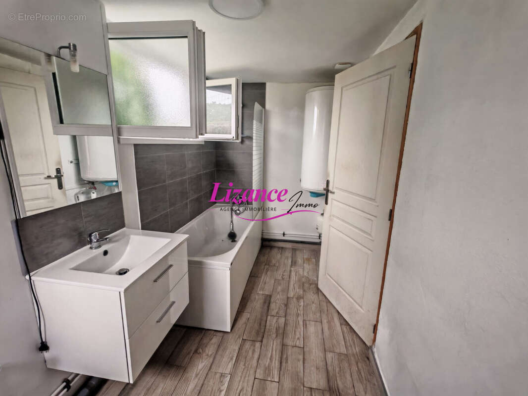 Maison 100 m² à Cantaing-Sur-Escaut  - photo 4