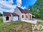 Photo 1 - Maison à NEUILLY-LE-REAL