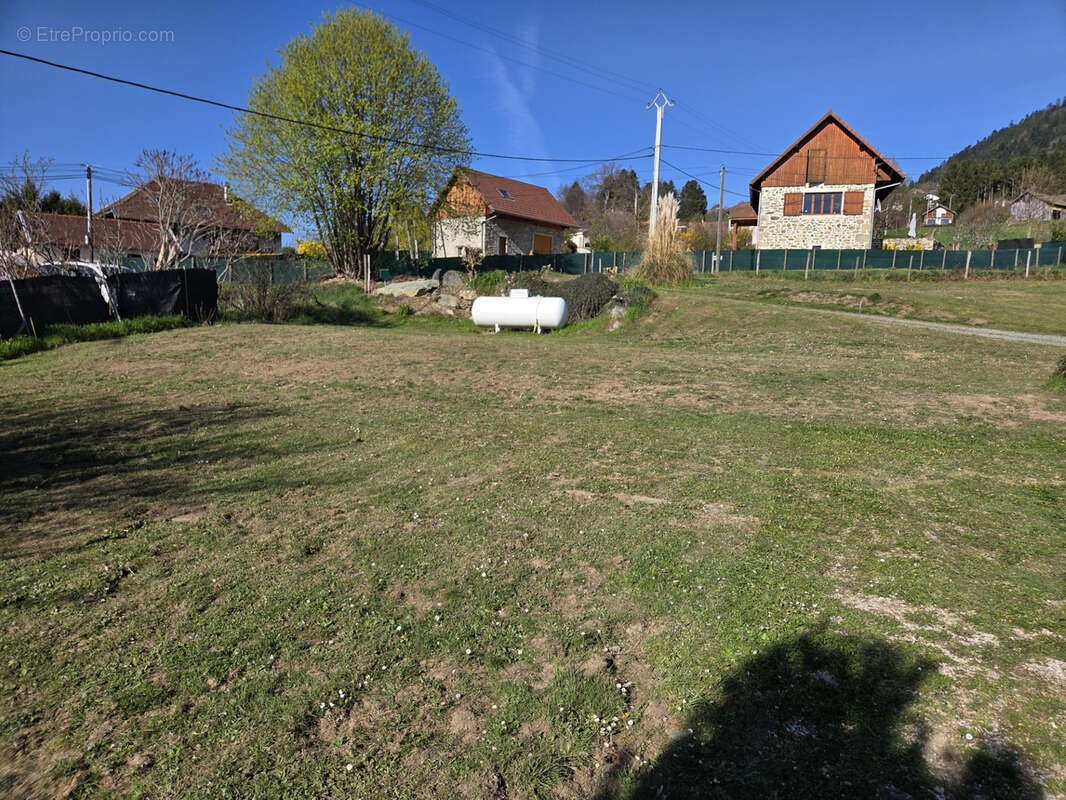 Terrain à SAINT-MARTIN-D&#039;URIAGE