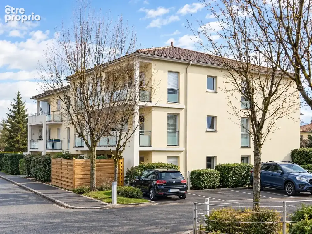 Appartement à ANSE