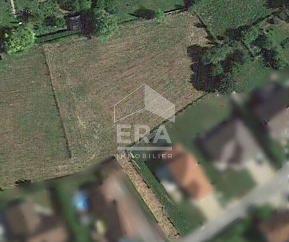 Terrain à AUXON-DESSUS