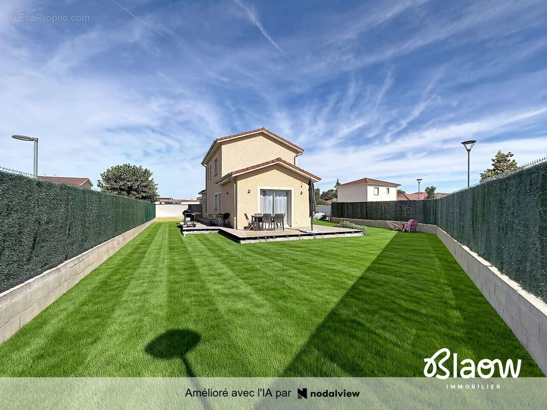 Maison 110 m² à Loyettes  - photo 2