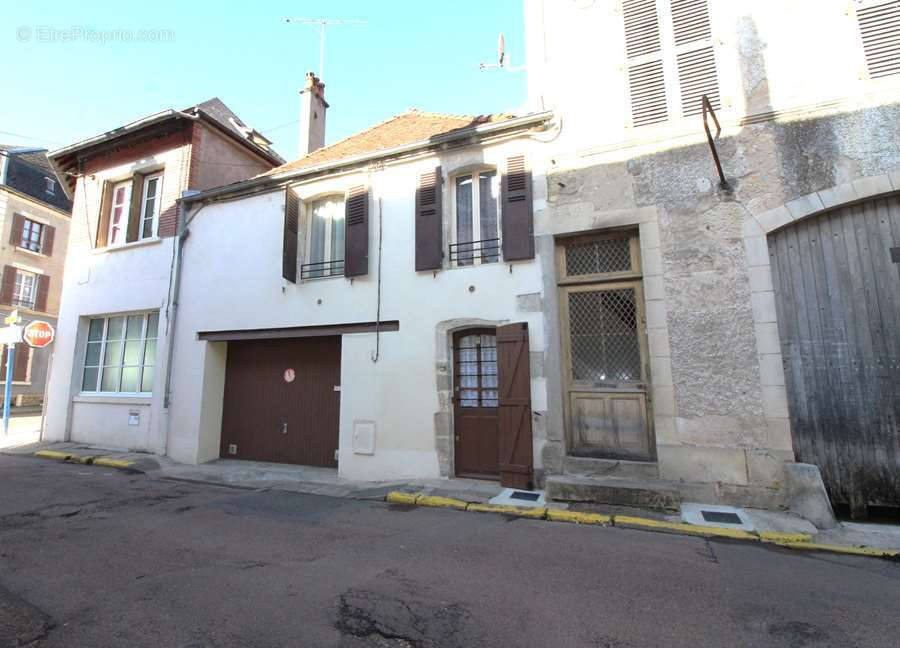 Maison à CLAMECY