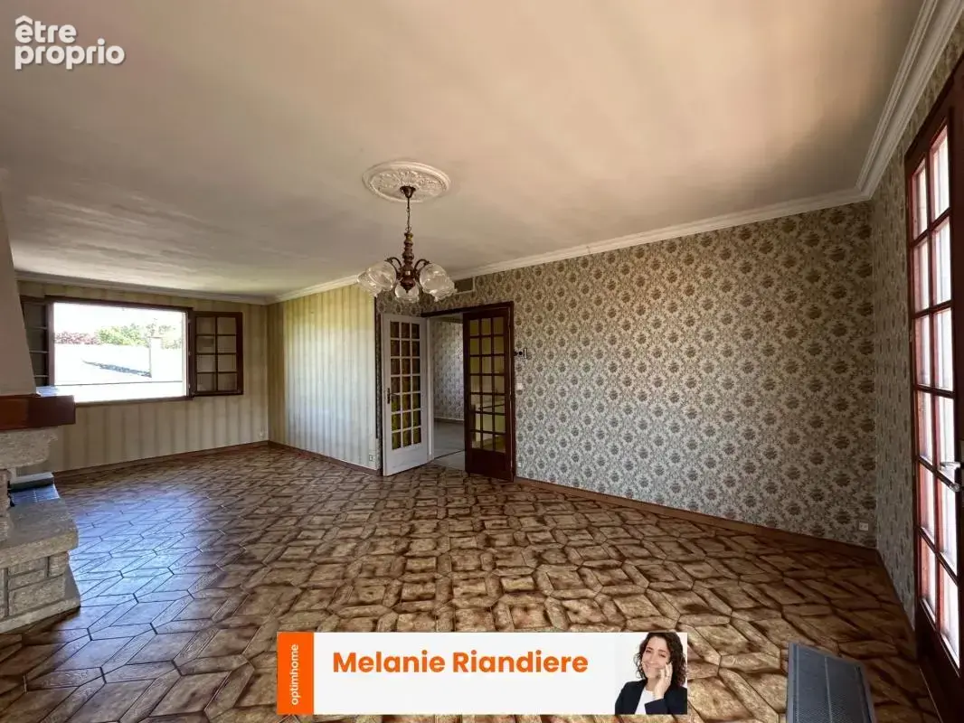 Maison familiale de 139 m², 4 chambres, bureau et 82 m2 de garage - photo 2