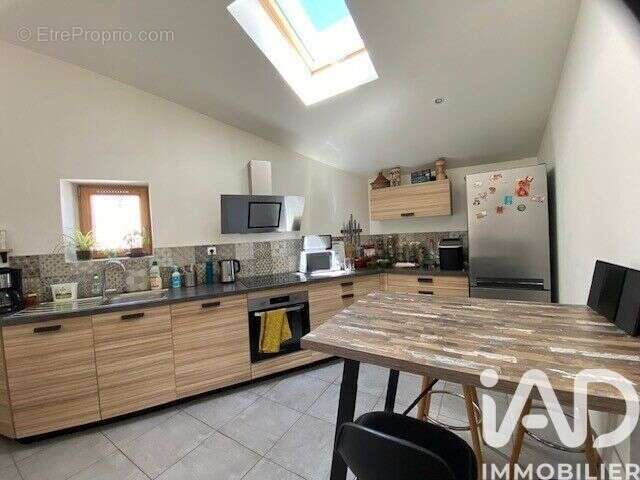 Photo 3 - Maison à VAISON-LA-ROMAINE