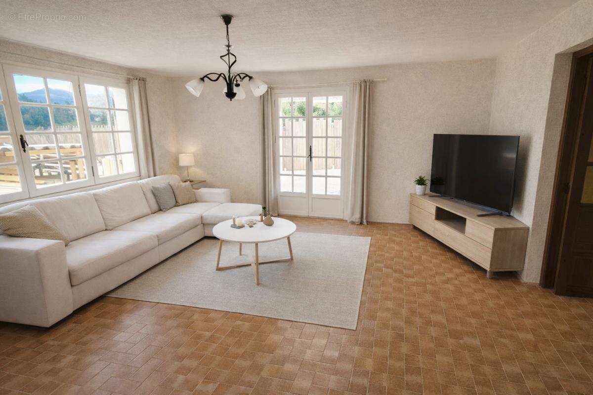 Maison à CALLAS