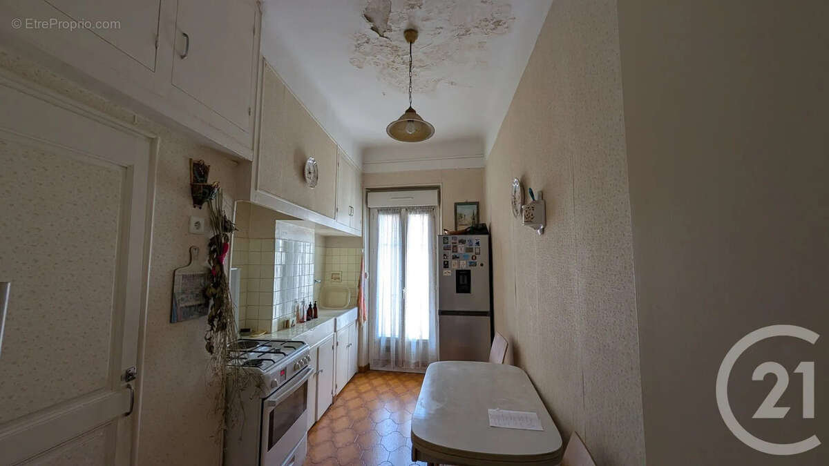 Appartement 51 m² à Marseille-4e  - photo 5