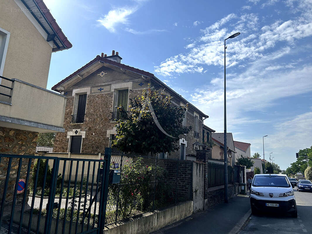 Appartement à CHATILLON