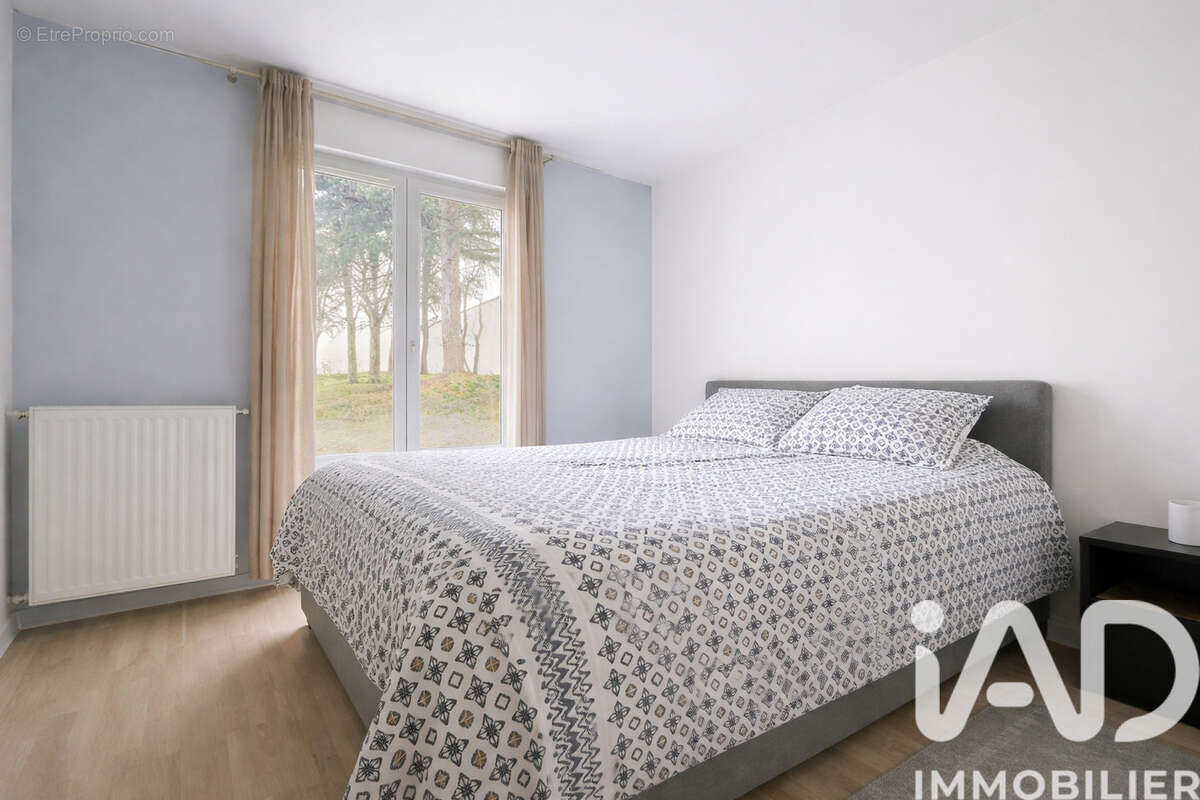 Photo 4 - Appartement à COURBEVOIE