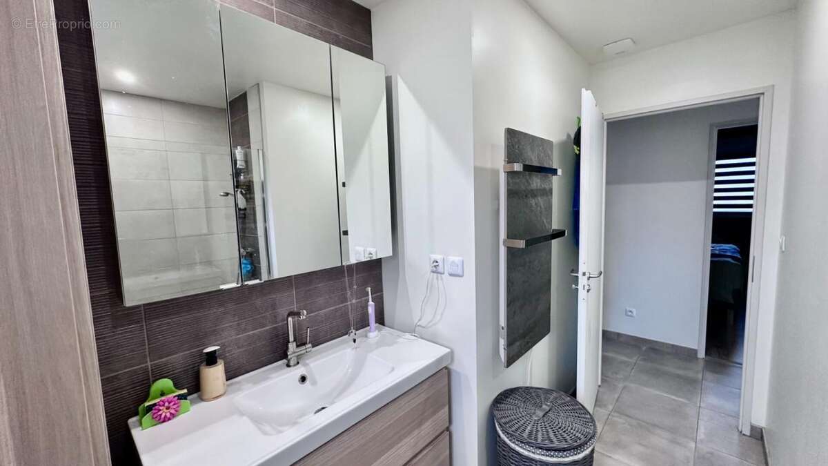 Maison à COURCHATON