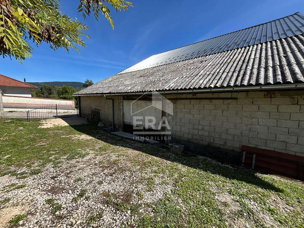 Maison à HAUTEVILLE-LOMPNES