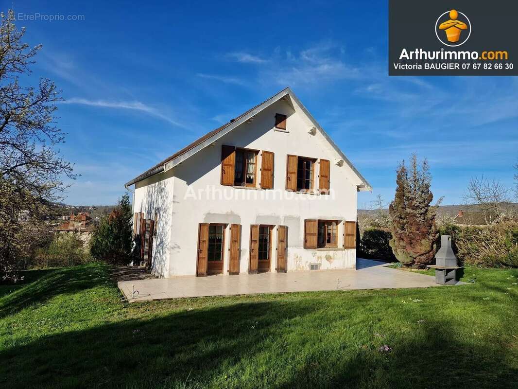 Maison à LONS-LE-SAUNIER