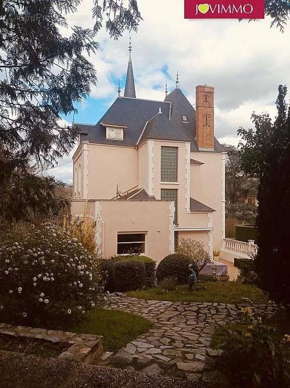 Maison à NERIS-LES-BAINS