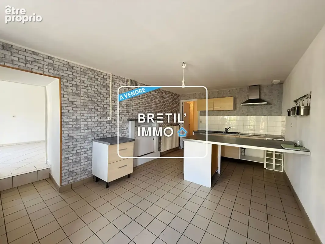 Appartement à POCE-LES-BOIS
