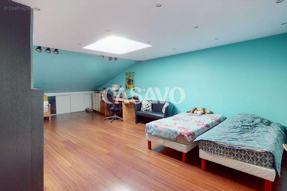 Vente Maison 8 pièces de 200m² - 92240 Malakoff - photo 8