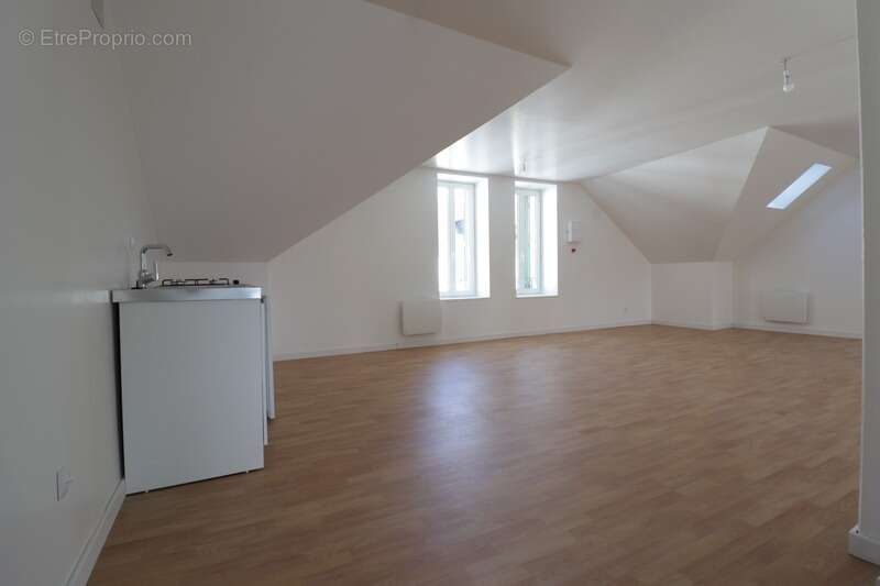 Maison à MAURIAC