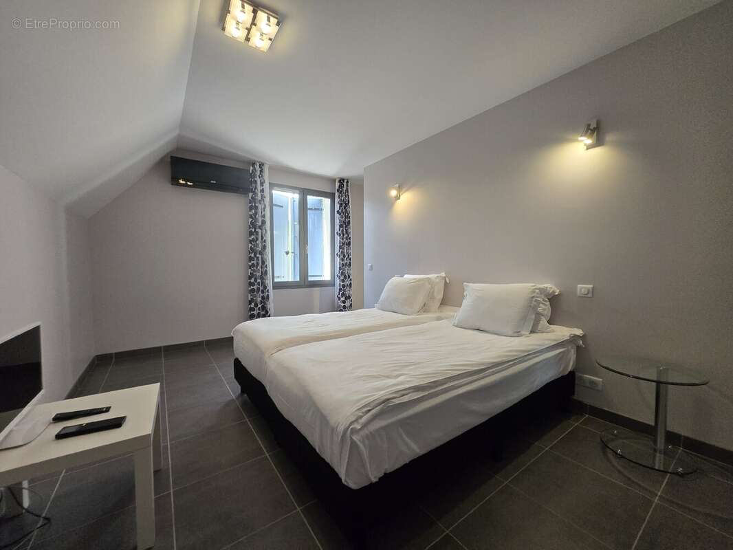 Maison 204 m² à Comps  - photo 6