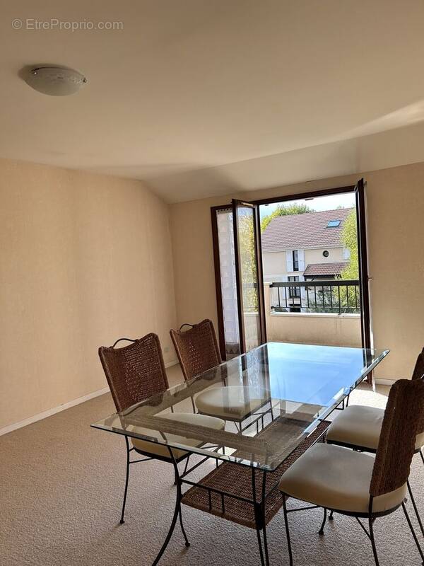 Photo 1 - Appartement à BUC