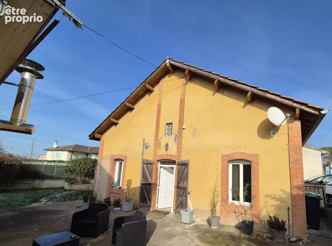 Photo Maison à Montpezat-De-Quercy au prix de 100 000€