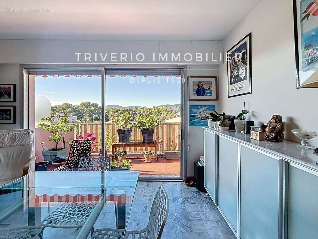 Appartement à LE CANNET