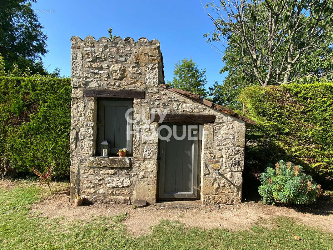 Maison à LE MONTAT