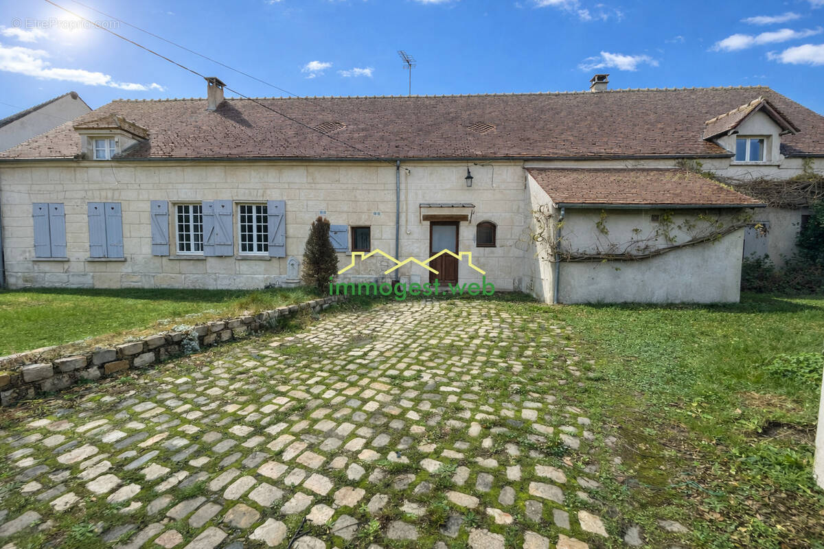 Maison à ULLY-SAINT-GEORGES