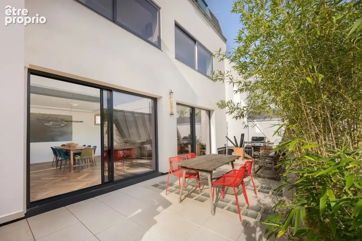 Belle bâtisse familiale lumineuse, calme, beaux extérieurs - photo 11