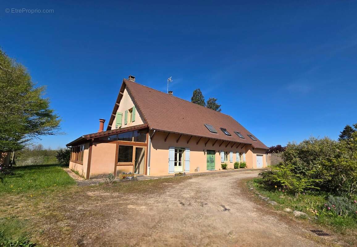 Maison à SIMANDRE