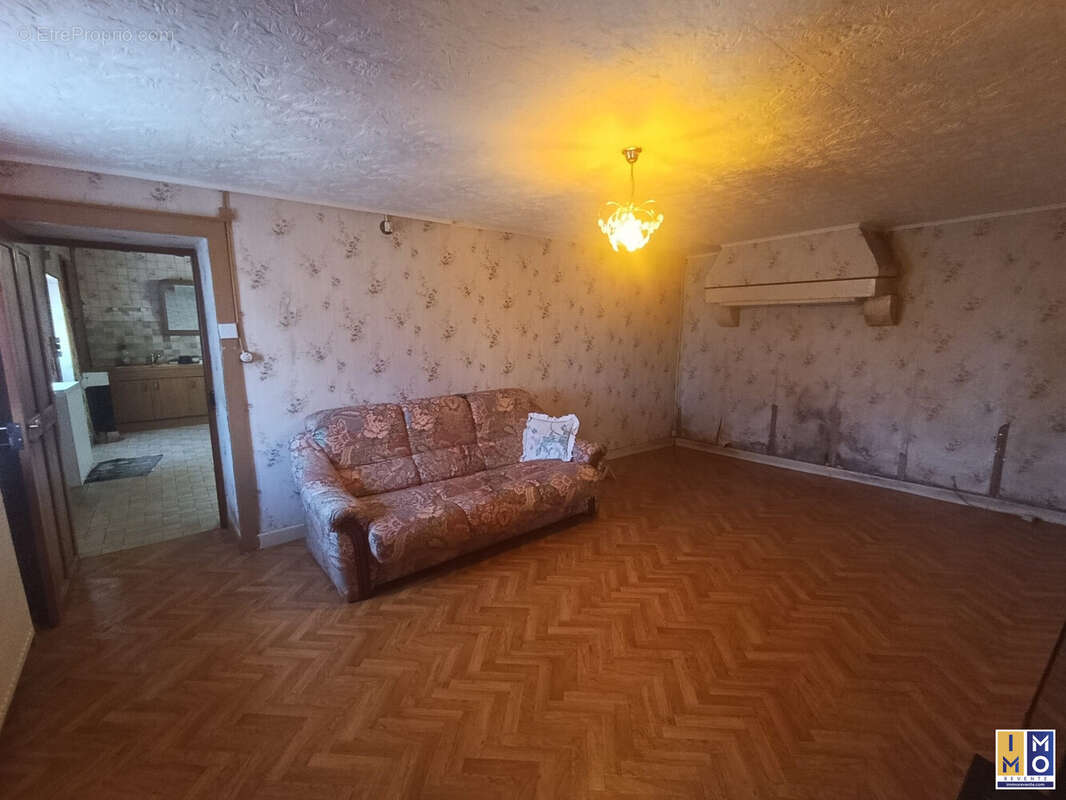 Maison 62 m² à Bengy-Sur-Craon  - photo 3