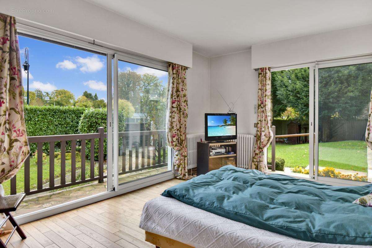 Maison à VAUCRESSON