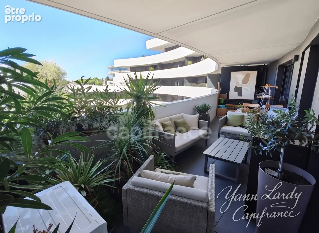 T3 de 56,60 m² avec terrasse de 22 m² et garage - Résidence Iconic, Centre Port - photo 6