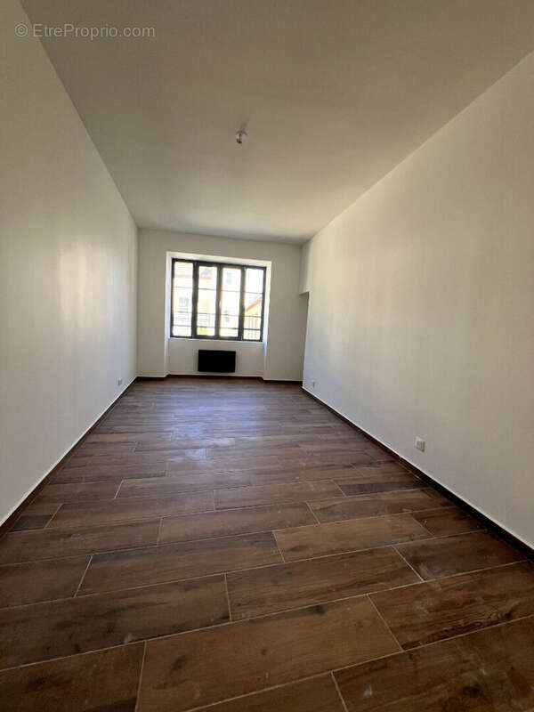 Appartement à BYANS-SUR-DOUBS