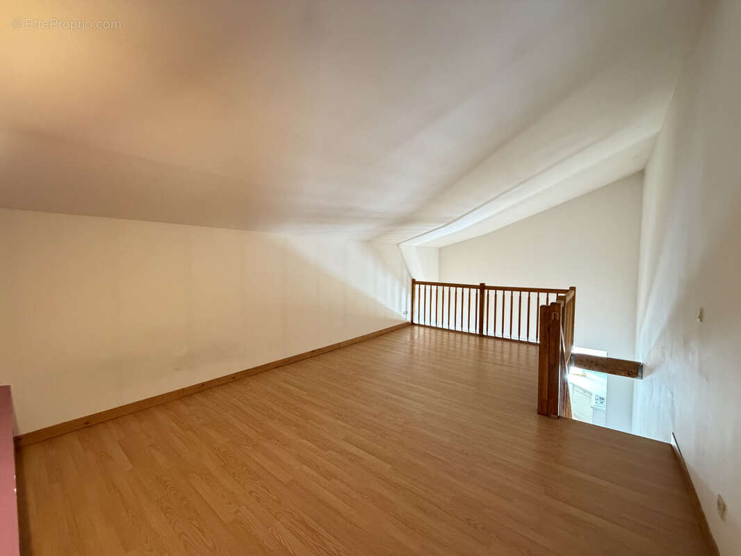 Appartement à SAINT-MAXIMIN-LA-SAINTE-BAUME