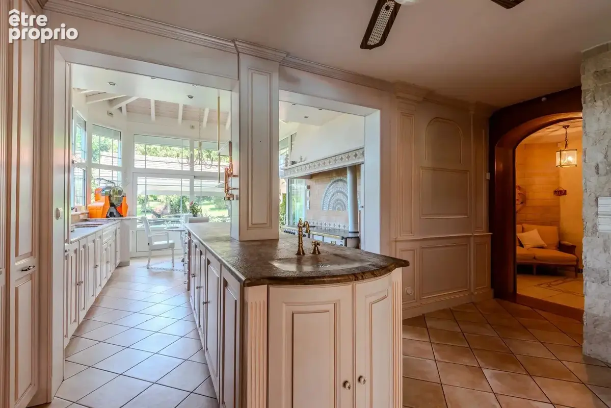 Maison 9 pièces 380 m² à vendre à Fessy (74890) - photo 8