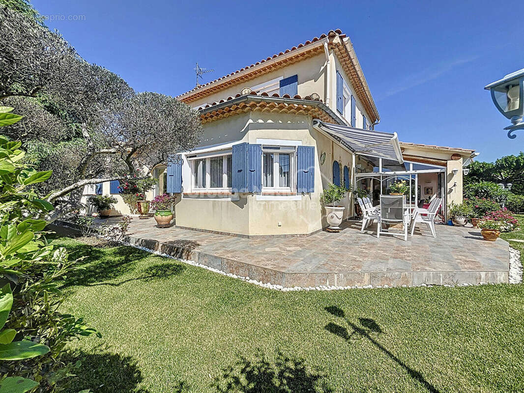 Maison à ROCHEFORT-DU-GARD