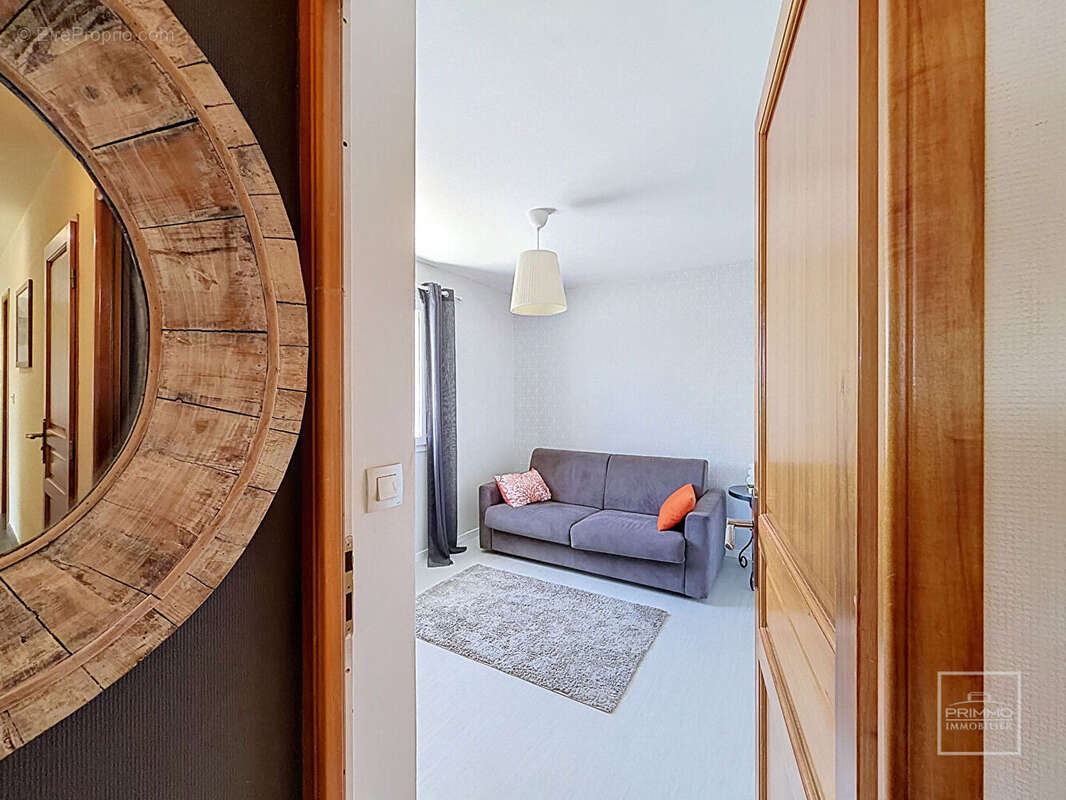 Dommartin - Maison non mitoyenne 5 pièces de 133 m² avec vue et sans vis à vis - photo 10