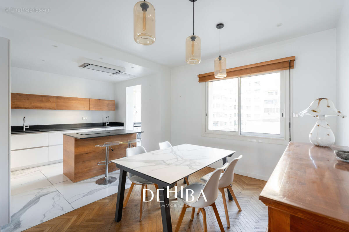 Appartement à MARSEILLE-8E