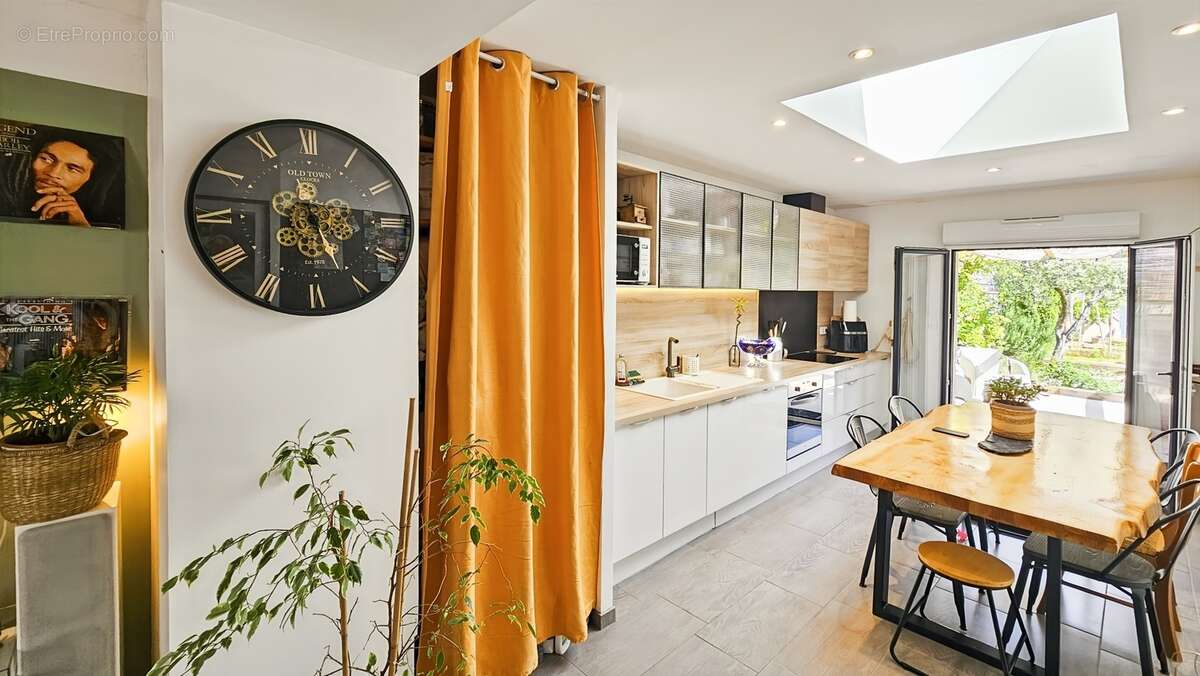 Maison à vendre 5 pièces TARBES avec jardin (65) - photo 8